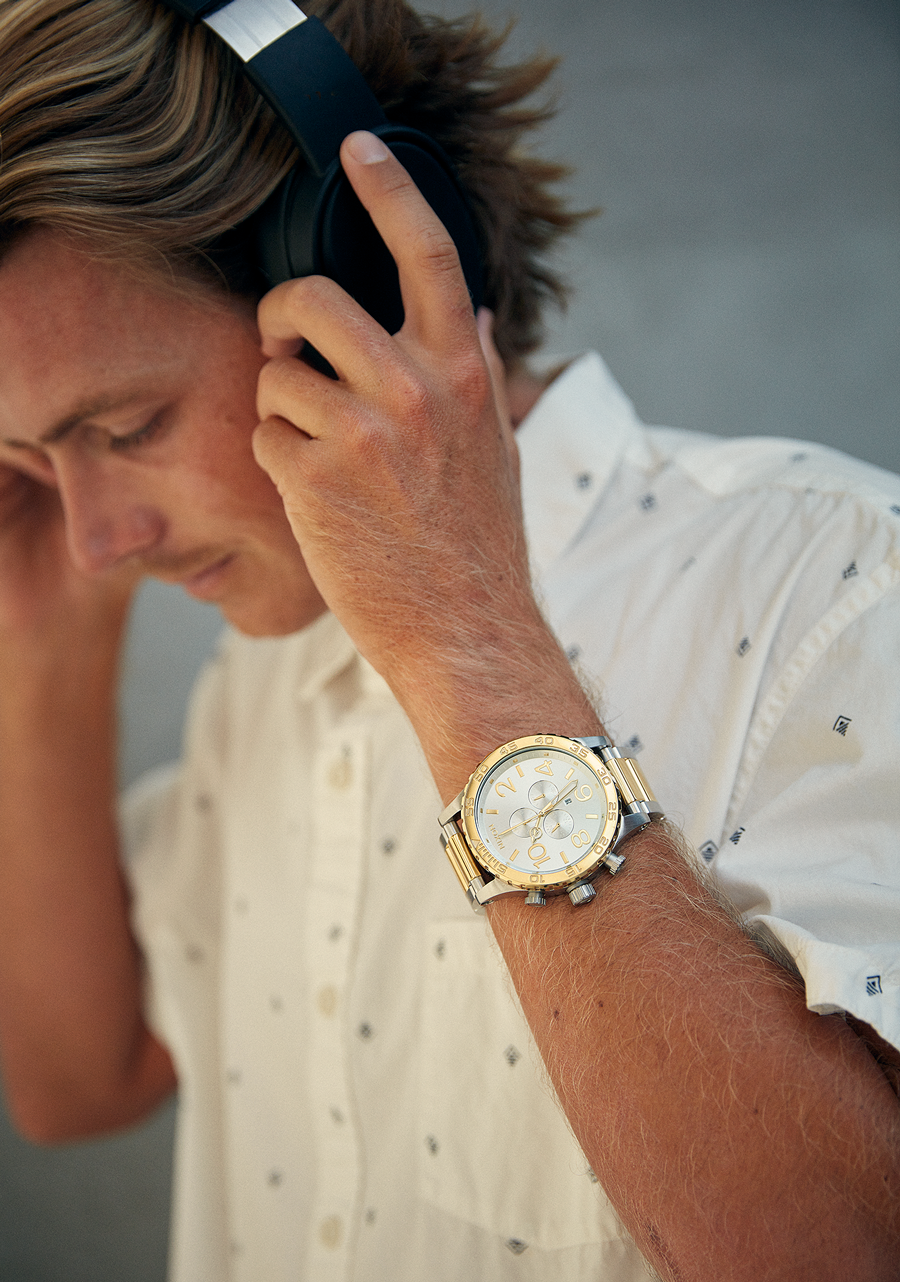 
NIXDEV01 51-30 Chrono Analog Watch - All Gold - View 5