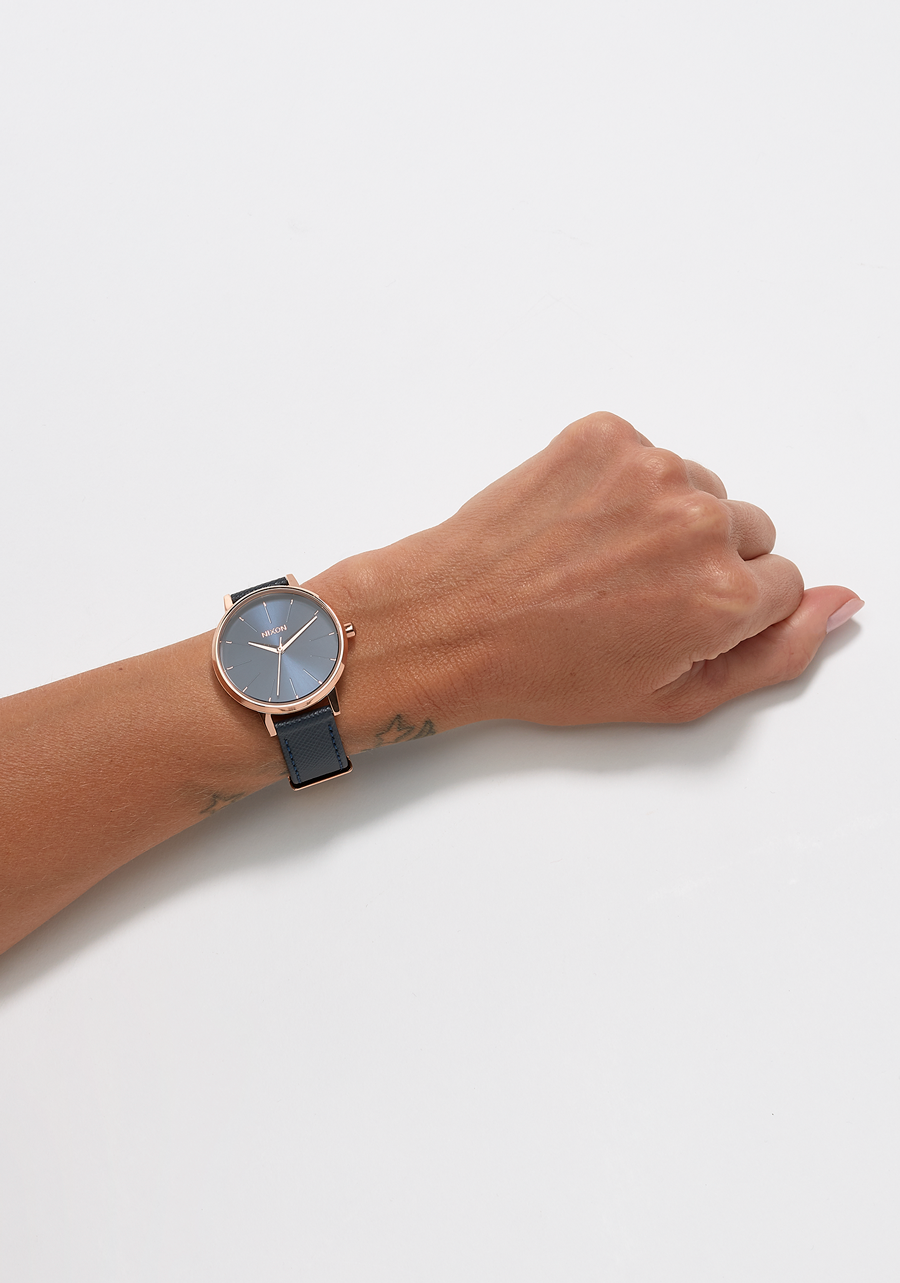 
NIXDEV01 Kensington Leather Analog Watch - Navy / Rose Gold - View 6
