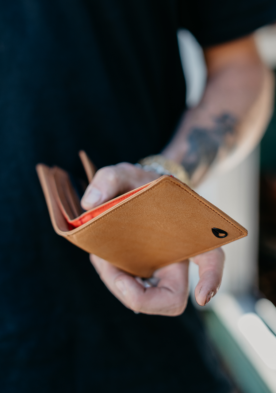 
Cape Vegan Leather Wallet - Brown View 2